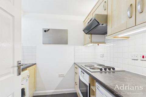 2 bedroom maisonette for sale, Gardeners, Chelmsford, CM 8YU
