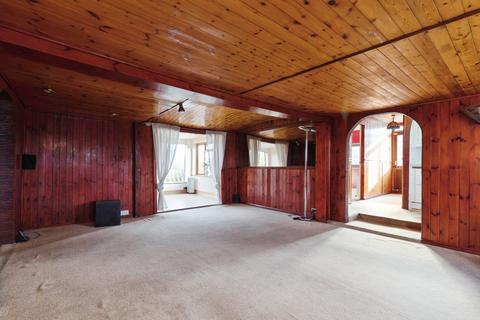2 bedroom detached bungalow for sale, Curtis Mill Lane, Romford, RM4