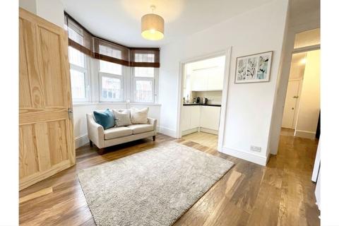 Studio to rent, Mount Pleasant Road, London, N17