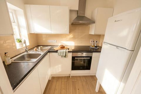 Studio to rent, Mount Pleasant Road, London, N17