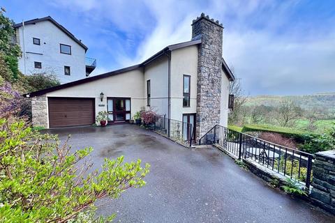 undefined, Trefriw