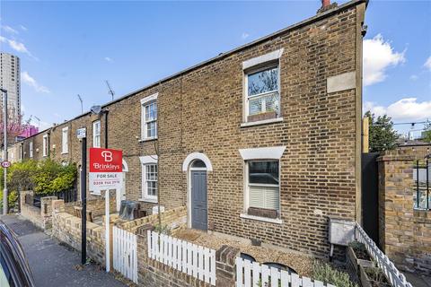 3 bedroom terraced house for sale, Barchard Street, London, SW18