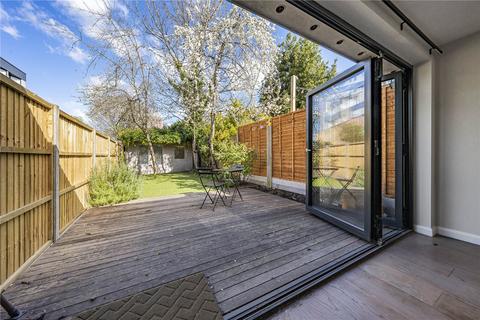 3 bedroom terraced house for sale, Barchard Street, London, SW18