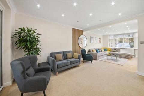 undefined, Westbrook Road, Hounslow TW5