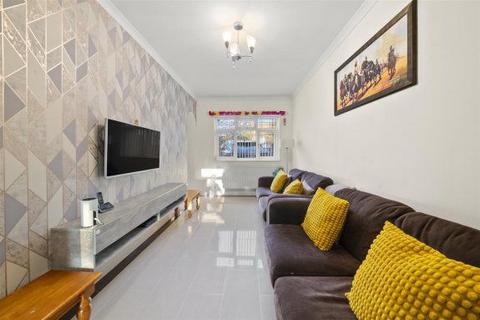 undefined, Westbrook Road, Hounslow TW5