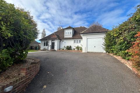 4 bedroom detached house for sale, Warwick Road, Bexhill on Sea TN39