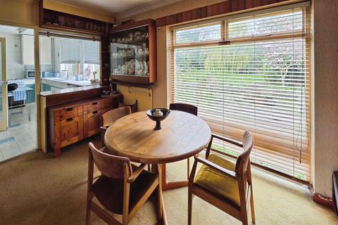 4 bedroom detached house for sale, Bye Pass Road, Chilwell, NG9 5BN