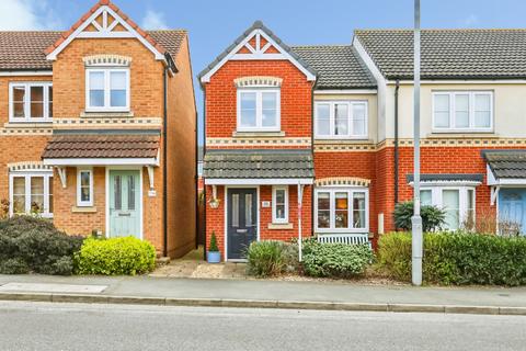 3 bedroom end of terrace house for sale, Scrooby Road, Harworth, Doncaster
