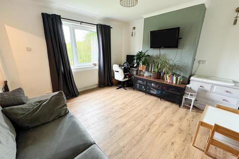 undefined, Clifton Square, Corby NN17
