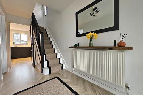 3 bedroom semi-detached house for sale, Innsworth Lane, Longlevens,