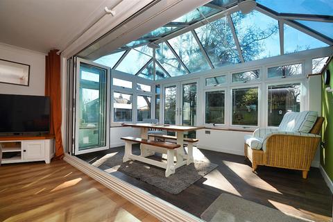 4 bedroom detached house for sale, ELMFIELD, RYDE