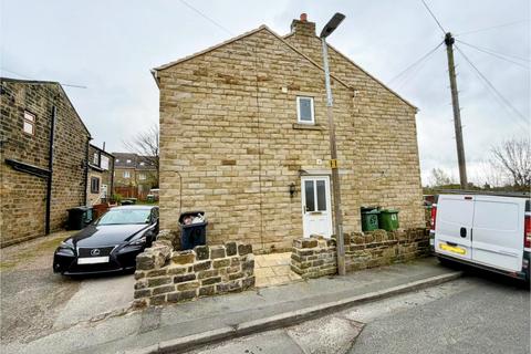 2 bedroom semi-detached house to rent, Occupation Lane, DEWSBURY