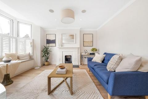 3 bedroom flat for sale, Wimbart Road, SW2