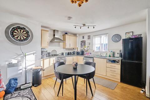 1 bedroom flat for sale, Burwaye Close, Lichfield, Staffordshire, WS13