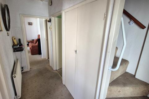 undefined, The Retreat, Kingsbury