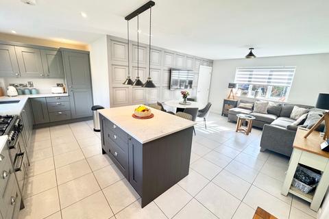 4 bedroom detached house for sale, Silver Close, Norton-In-Hales, TF9