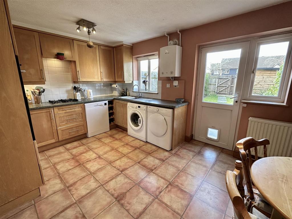 Dining kitchen