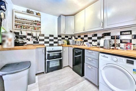 4 bedroom terraced house for sale, Sycamore Avenue, Washington, Tyne and Wear, NE38 9BH
