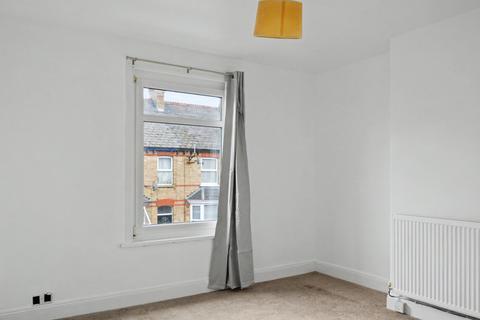 3 bedroom terraced house to rent, Winchester Street, , Taunton