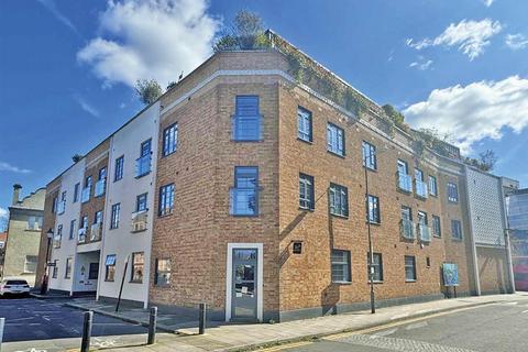 undefined, Market Place, BRENTFORD