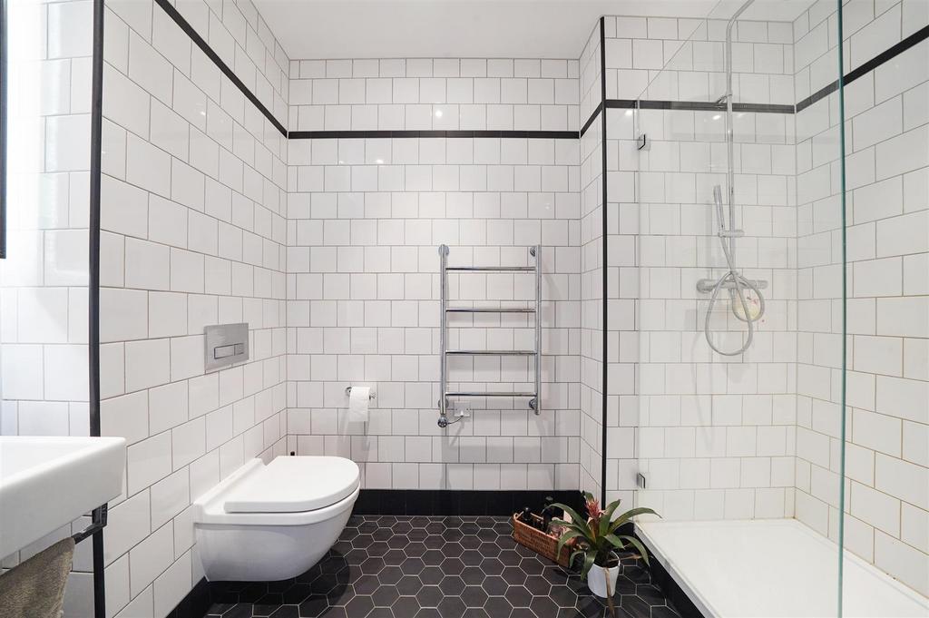 Flat 404, Amelia House - q19hrdd Xm Jea NLuf2u Iy.jpg