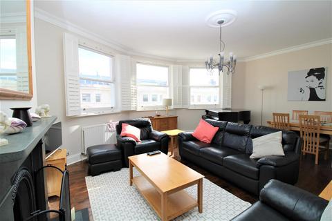 3 bedroom maisonette to rent, Palmeira Avenue, Hove, East Sussex