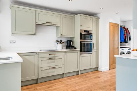 3 bedroom terraced house for sale, Boundary Lane, Welwyn Garden City, Hertfordshire, AL7