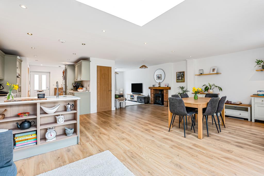 Kitchen/Living Room