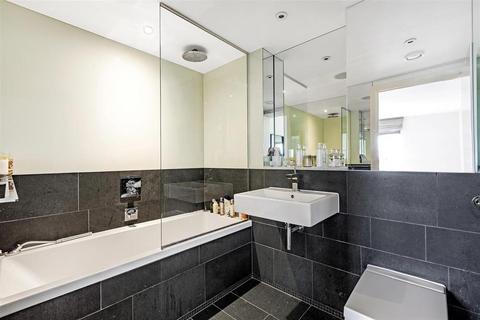 2 bedroom apartment to rent, Clipstone Street, London W1W
