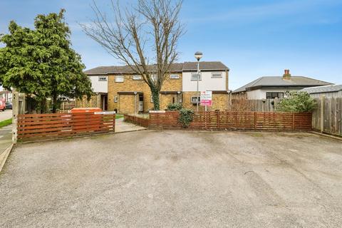 1 bedroom apartment for sale, Hood Road, Rainham