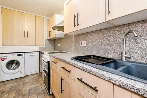 1 bedroom apartment for sale, Hood Road, Rainham