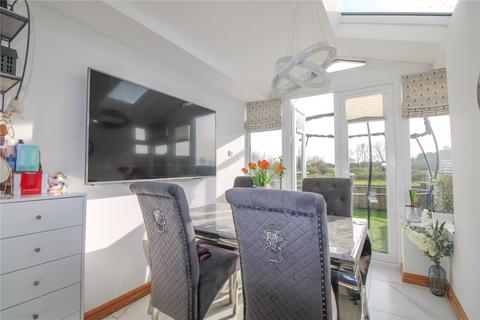 3 bedroom detached house for sale, Green Close, Holt