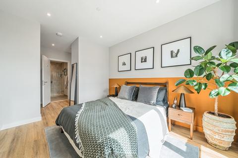 1 bedroom apartment to rent, Grenan Square Greenford UB6