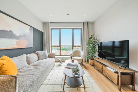 1 bedroom apartment to rent, Grenan Square Greenford UB6