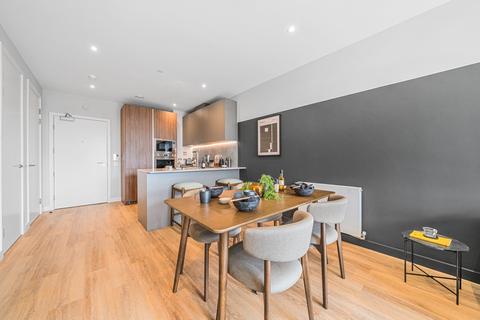 1 bedroom apartment to rent, Grenan Square Greenford UB6