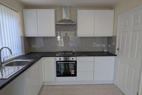 undefined, Luton LU5
