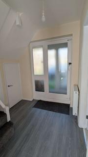 undefined, Luton LU5