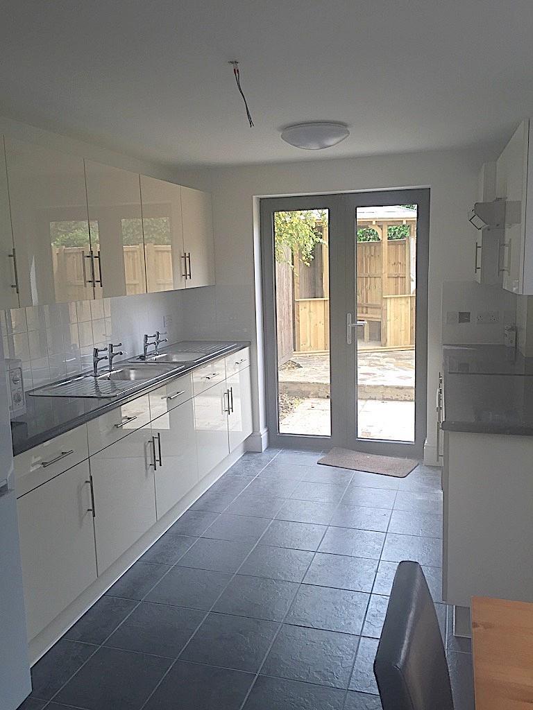 47-Kitchen.jpg