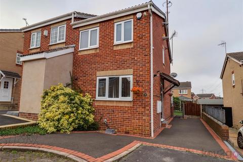 2 bedroom semi-detached house for sale, Meadow Gate Avenue, Sothall, Sheffield, S20