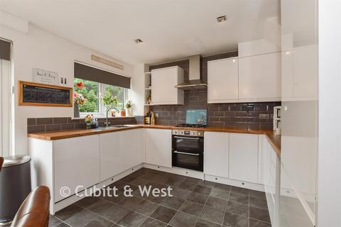 3 bedroom semi-detached house for sale, Wooding Grove, Broadfield, Crawley, West Sussex