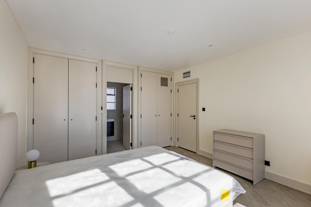 105878 Penthouse-...