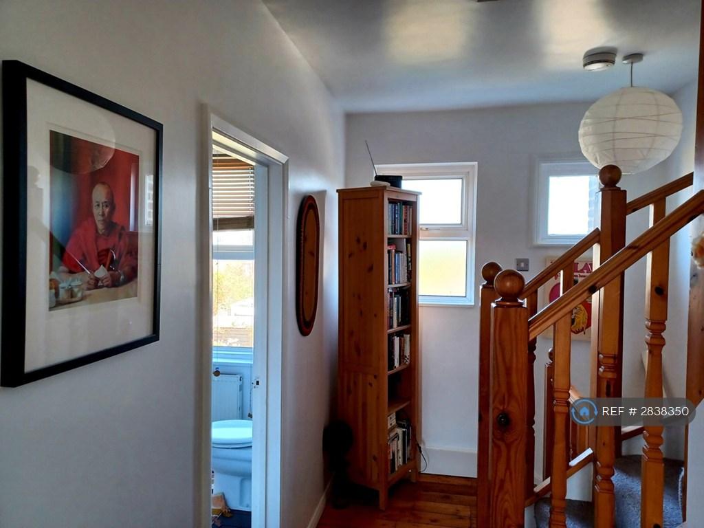 1st Floor Landing