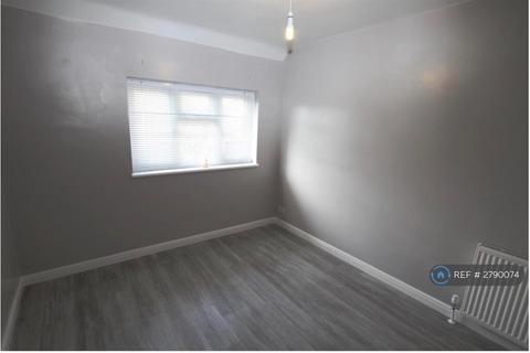 undefined, Newington Avenue, Southend-On-Sea, SS2