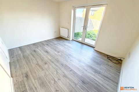 2 bedroom semi-detached house for sale, Draper Road, Gunthorpe, Peterborough, PE4