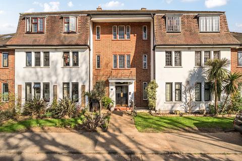 2 bedroom flat for sale, Tower Road, Strawberry Hill, TW1