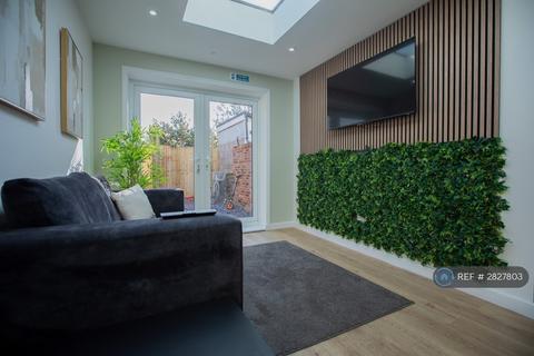 1 bedroom in a house share to rent, Queens Road, Portsmouth, PO2