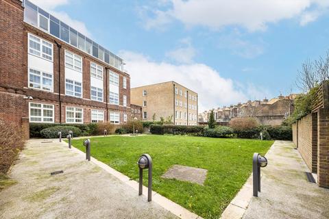2 bedroom flat to rent, Camberwell Grove, London SE5