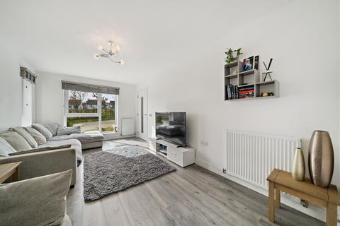3 bedroom semi-detached house for sale, Oak Tree Gardens, Sauchie, FK10