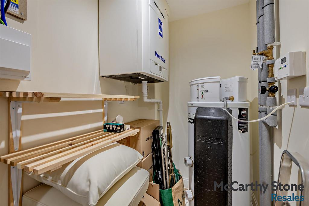 8683764-interior11-800.jpg