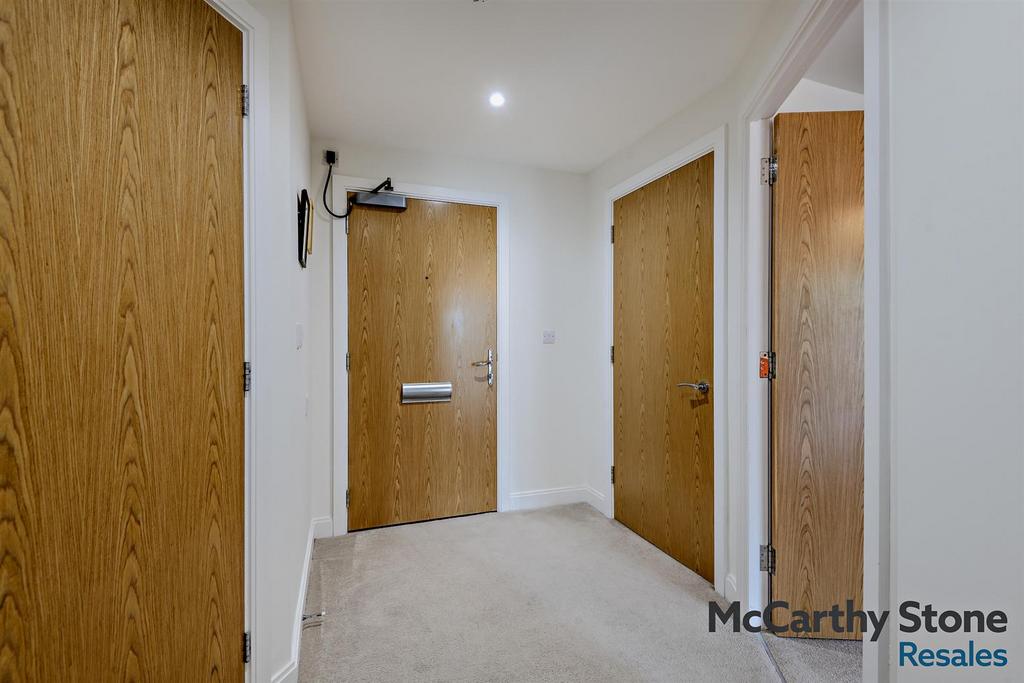 8683764-interior12-800.jpg